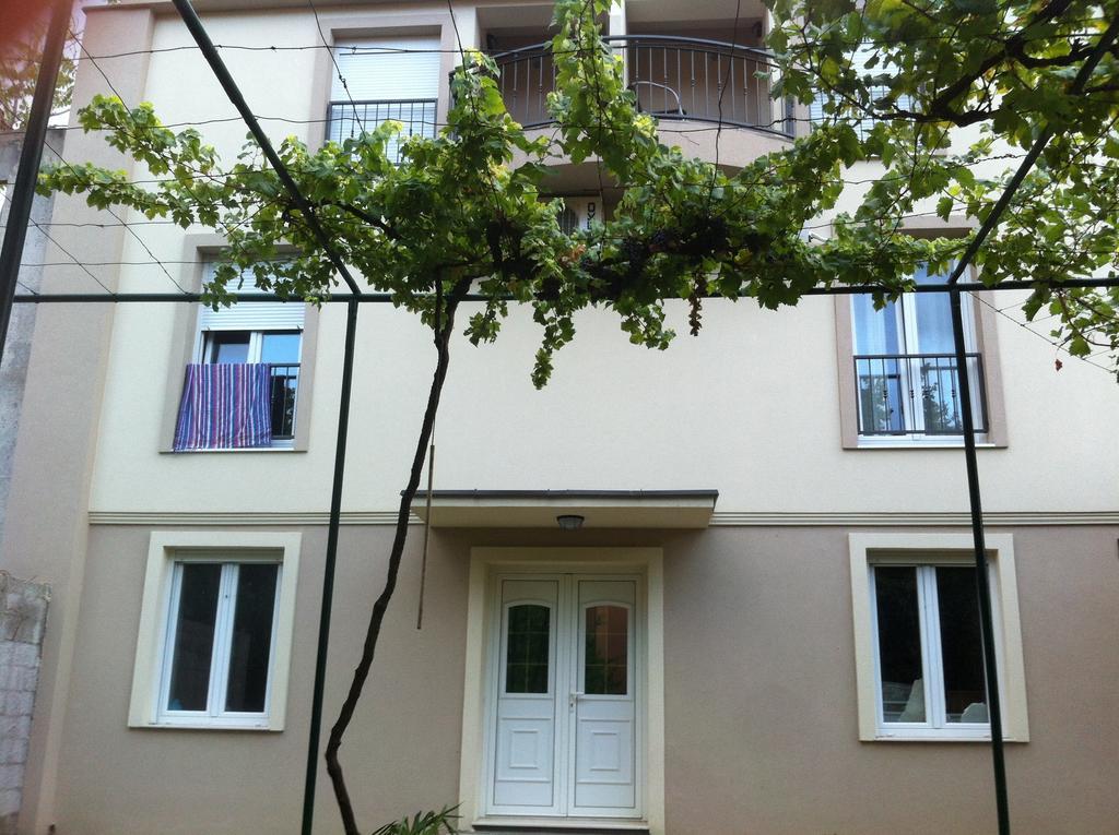 Guesthouse Liska Мостар Екстериор снимка